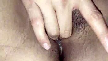 Amateur Latina couple enjoys squirting orgasm
