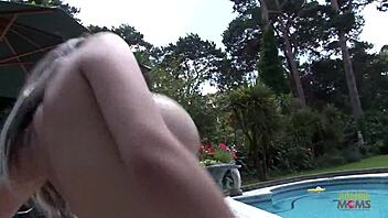 this milf's curves sway while shivering from dick penetrating pussy