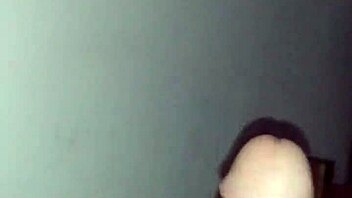 Adam kudurmuş gibi 31 çekiyor tam gaz mastürbasyon seansı