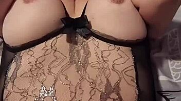 I love when they rub my clit