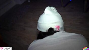 mandi may fucks santa's big bbc and sucks it deep