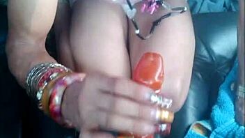 imis travesuras showcases solo transsexual lady in action