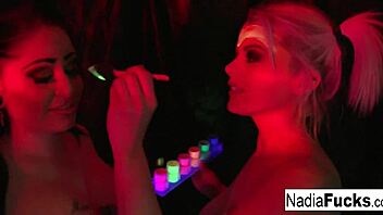 NADIA WHITE and OPELIA with the COLORFUL COCK