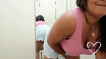 Jeg bliver snuppet med fingre i fitten udenfor på offentlig sted