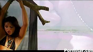 Agatha Cristine Delivers Epic Blowjob on Boat