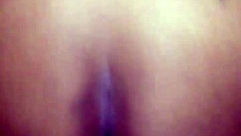 Amateur with big ass rides monster cock in doggystyle position.