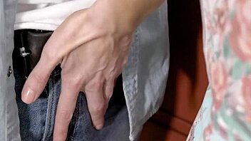 Мачеха Сильвия Сейдж анал тайна с Джей Ромеро