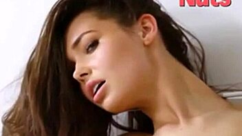 I love watching these sexy girls with big tits