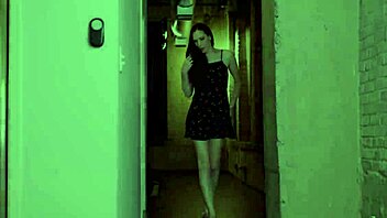 hey, check tessa stripping down on bobs tgirls! 😍