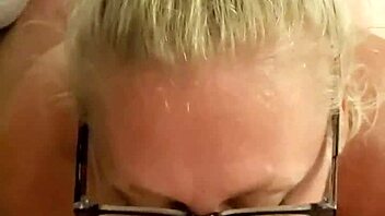 hotassunicorn gets a big cumshot facial from sexy milf