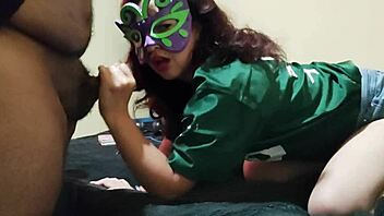 mi vecino me llena la conchita de leche rico