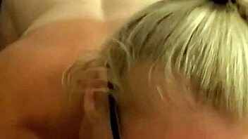 hotassunicorn gets a big cumshot facial from sexy milf