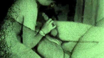 Retro fuck: A blowjob and a hairy puss fuck in a vintage video