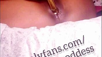 sexy thot, watch me squirt with this dildo