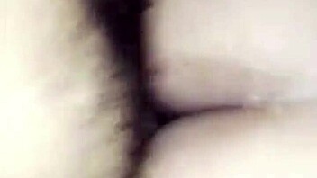 padose ke ganv ki 20 sal ki ladki ki kunvari chut ko chod chod kar pani nikal diya