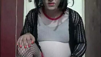 Crossdressing sissy gay boy Mark Wright asks for homemade gay porn