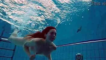 Juicy brunette Alice Bulbul shows off her perfect body in a poolside video