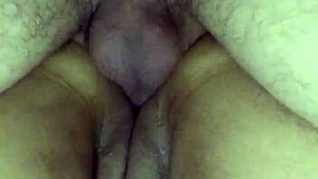 الشرموطة تحب اللبن في الطيز والشرج