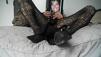 Detailed digital camera file captured in avi format