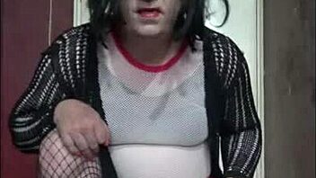 Crossdressing sissy gay boy Mark Wright asks for homemade gay porn