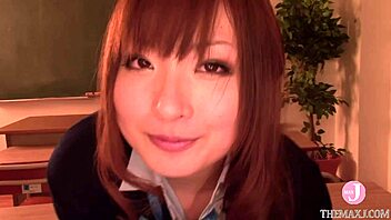 Cute asian babe gives deepthroat after class