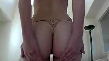 Amber rubs oiled ass and licks wet pussy!