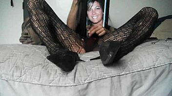 Sissy masturbates in pantyhose and stockings