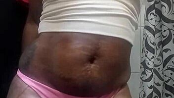 Naejae showing off her sexy stretching moves.