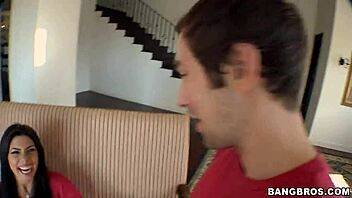 i love watching amateur latina on her knees