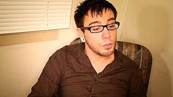 Sample affiliate clip with comedy and lesbian end bts 😂