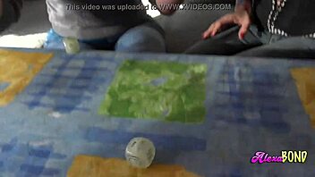 Jogo erótico com uma trans linda aguarda.