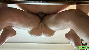 ela queria chupar e gozar no meu pau