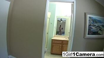 Sexy Kirra Lynne Alone With Her Camera, Masturbating Pussy Solo Amateurs Tits Close Up Babe Pornstar