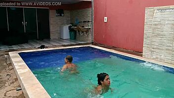 Peguei A Gravidinha Dentro Da Piscina AllË Pjtx