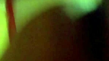 con rica gordibuena de buen culo con jugoza pepa le encanta que la empinen y le metan la verga que rico me orde�o