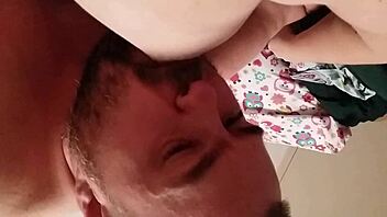 my ex has a big beautiful juicy pussy i can't resist eating every time