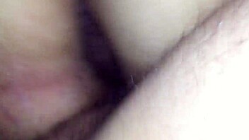 Amateur Brazilian couple gets fucked and creampied in Florida