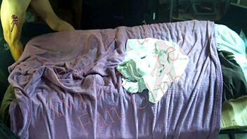 check out this latina milf hairy pussy raw