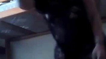 Spanish homemade latina prostitute with huge cucumber in pussy squirting 😍