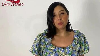 Hey, Lina Henao the juice seller deepthroats a stranger POV 😍