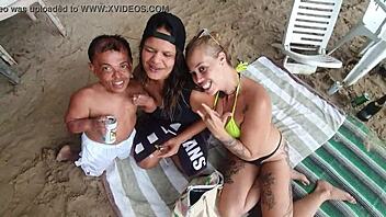 Wanita di pantai mahu dwarf TV Zezinho Teves Paty Bumbum