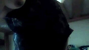 Spanish homemade latina prostitute with huge cucumber in pussy squirting 😍