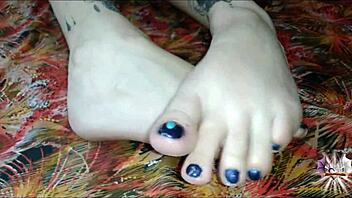 i oil up my feet to jerk you off.