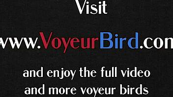 Wow! Bambola sognante implora per uno show di seghetta privata!