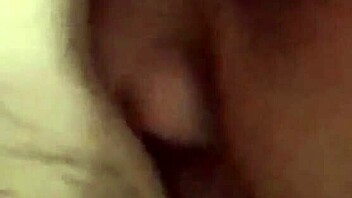 Mix Cake And Penis For Delicious Oral Sex With Boyfriend!