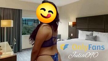 Hot wife Julia Danahe cums hard after watching anal sex