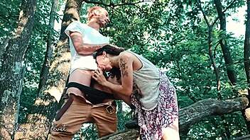 silky magpie loves outdoor squirting and sucking during golden hour. want to join?