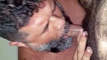 sucking a young guy's dick from minas gerais in a casual way