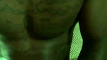 skinny laydbac with lando's big black cock