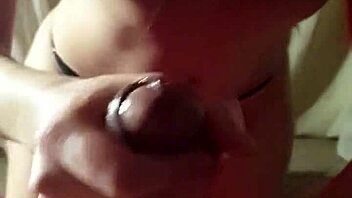 Ariel Spompina Prende Sborra In Bocca